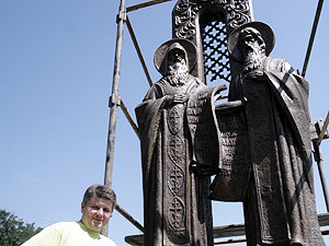 Памятник основателям Киево-Печерского монастыря уже готов
