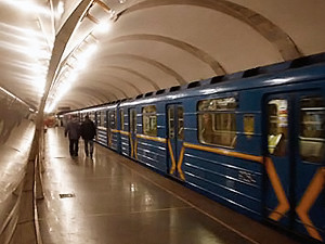 Для запуска метро на Теремки нужно 50 вагонов