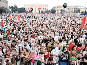 В Харьков едут Гурченко, Розенбаум и даже Робертино Лоретти