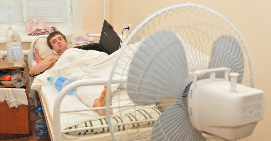 В донецкие больницы пациенты идут со своими вентиляторами
