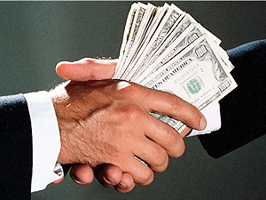 На Луганщине бывший мэр обещает покончить с собой