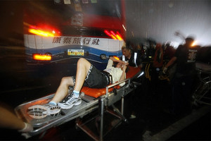 При захвате туристического автобуса на Филиппинах погибли не менее 7 человек
