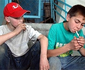 В Крыму детей «выловят» с улиц и усадят за парты