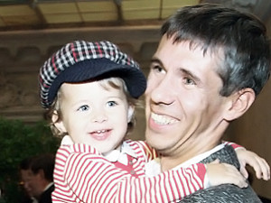 Алексей Панин: Пьяная жена привязывала дочку к стулу и уходила спать