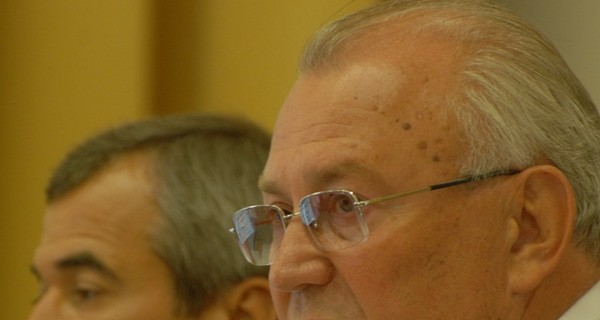 Евгений Карташов уходит в отставку?