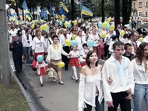 12 сентября киевляне увидят толпу людей в вышиванках