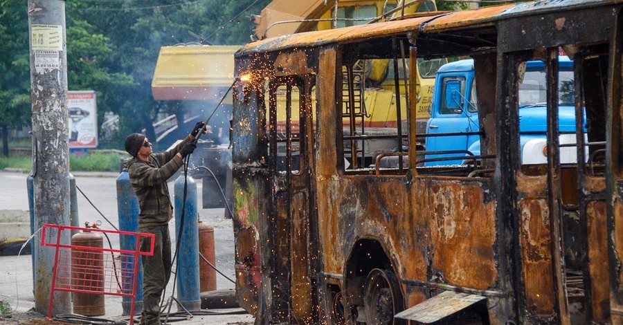 Краматорчане приводят город в порядок