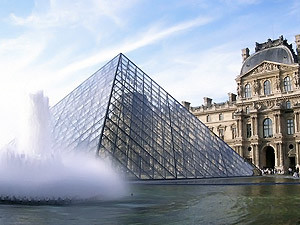 Лувр выставляет в Интернете 3D-копии своих сокровищ
