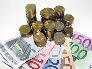 Евро стремительно дорожает в Украине