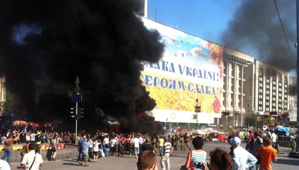Зачистка Майдана, шины и стрельба