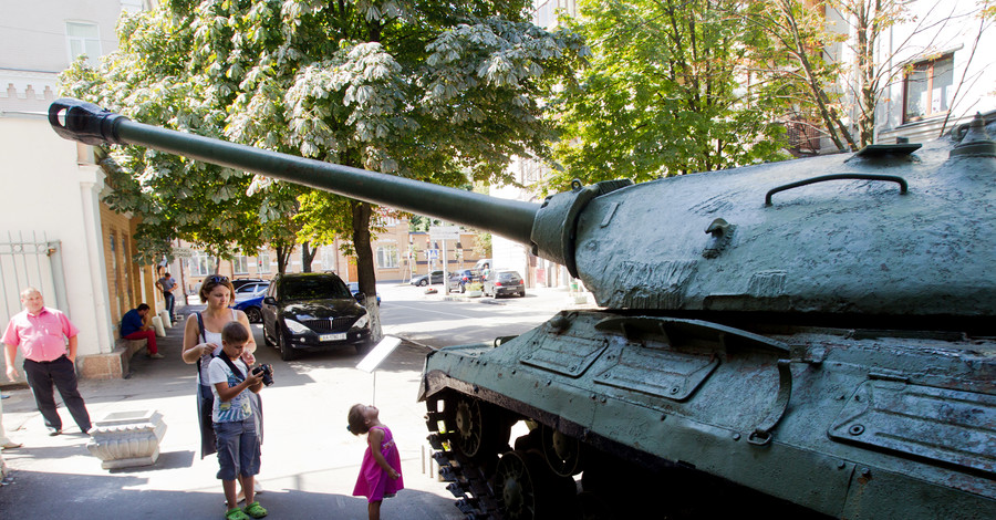 Танк ИС-3 вернули в музей