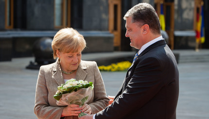 Порошенко встретился с Меркель 