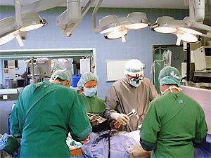 Хирурги собираются оперировать «замороженного» пациента