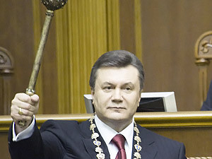 Янукович теперь может всё