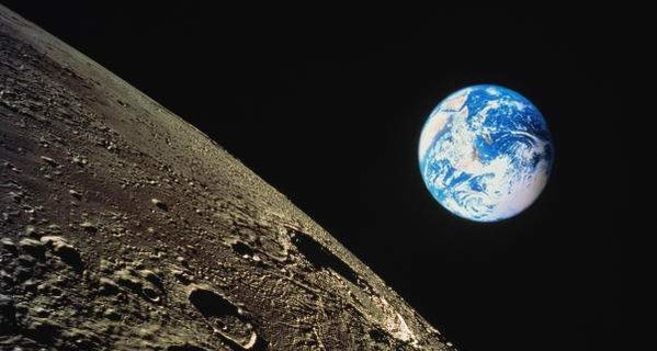 Американцы все еще надеются исследовать Луну