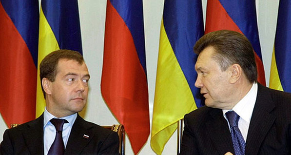 Янукович отправился в Геленджик на встречу к Медведеву 