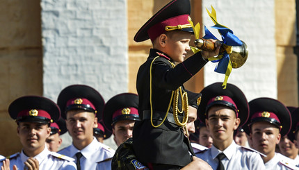 Первый звонок в военном лицее им. Богуна