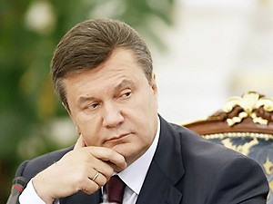 Янукович отправил в отставку четырех генералов