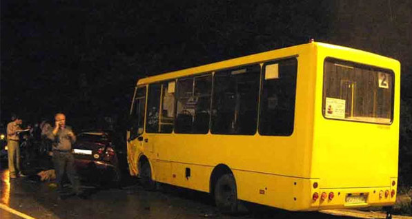 В Подольском районе Киева автобус задавил 11-летнего мальчишку