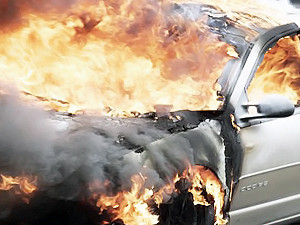 В Киеве из-за аварии на стоянке сгорело пять машин