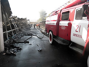 В Борисполе огонь уничтожил самый большой рынок