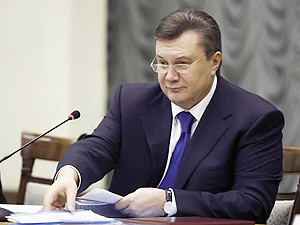 Иск против Януковича вернули в суд