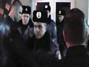В Черновцах задержали две группы наркодиллеров