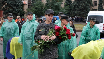 В Днепропетровске простились с погибшими в зоне АТО солдатами
