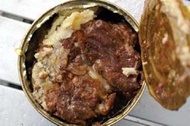 В Севастополе детей кормили подозрительными консервами