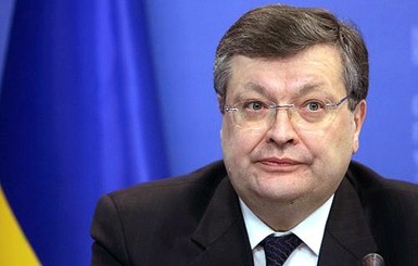 Грищенко заявил, что Украина не собирается вступать в НАТО