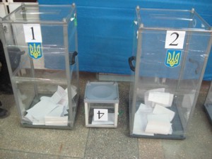В Крыму кандидаты устроили погоню 