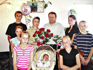 Американский суд забрал у украинских родителей семерых детей