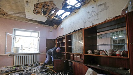 В Донецке от обстрелов снова пострадали жилые дома