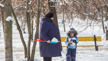 Первые снежные дни в столице