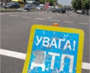 В Симферополе легковушка протаранила маршрутку 