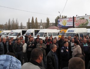 Маршруточники Керчи объявили забастовку