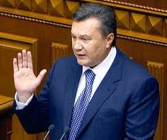 Янукович пообещал «открутить головы» мэрам от оппозиции