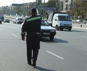 Чтобы крымские гаишники не пугались съемки, им наняли психолога