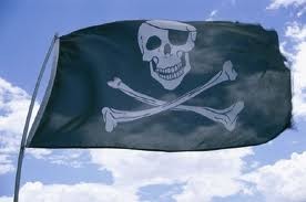 Пираты начали работать за еду: нигерийцы сломали руку повару и украли продукты с российского танкера