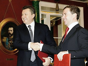 Встреча «с глазу на глаз» Медведева и Януковича затянулась на два часа