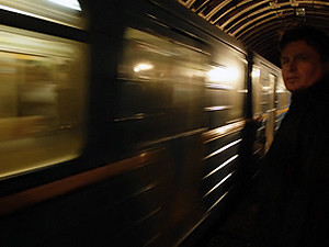 В киевском метро «порвался» поезд