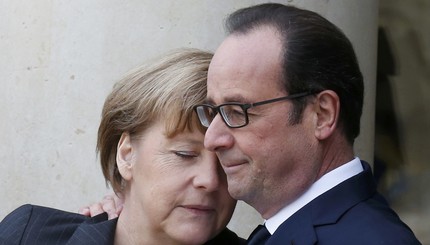 Франсуа Олланд сердечно приветствовал Ангелу Меркель в Париже