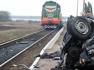 Под Киевом случилась очередная авария на железнодорожном переезде