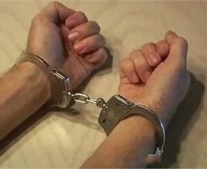 В Феодосии задержали парня, грабившего российских туристов