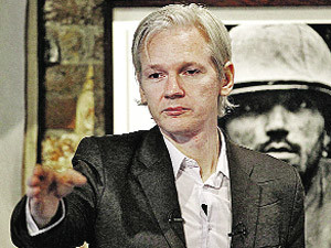 На основателя Wikileaks открыли охоту в 188 странах мира