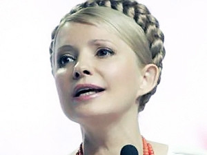 Тимошенко заявила, что ее преследует прокуратура по личному приказу Януковича