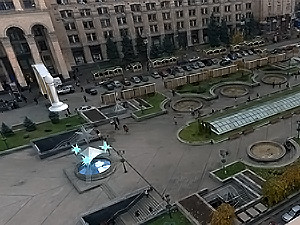 Рождественская ярмарка на Майдане: 3D-звезды и светящиеся фонтаны