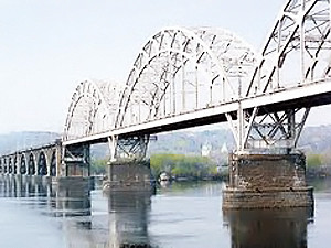 В понедельник откроется Дарницкий мост
