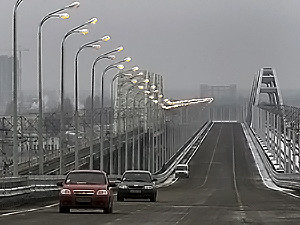 Дарницкий мост открылся для автомобилей