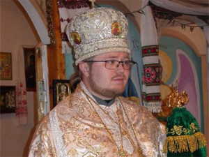 Священник обещает сжечь себя, если у епархии отберут храм